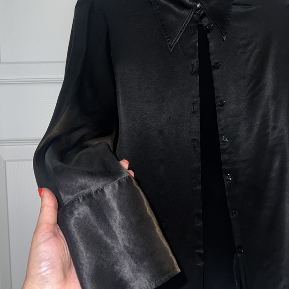 Silky Black Blouse - Picture 4 of 4